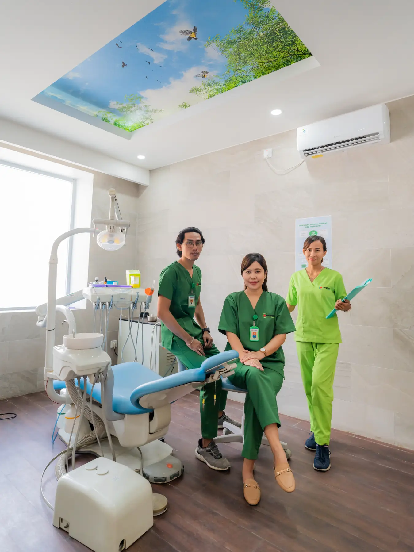 Dental team at Puri Medical Clinic